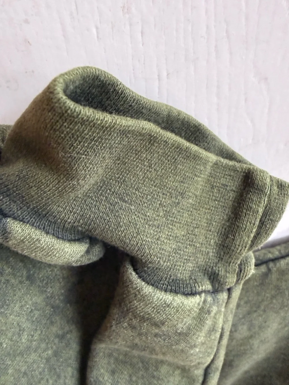 Rachel Comey Olive Green Fond Sweatshirt Size M/L (never worn)! - Picture 5 of 5